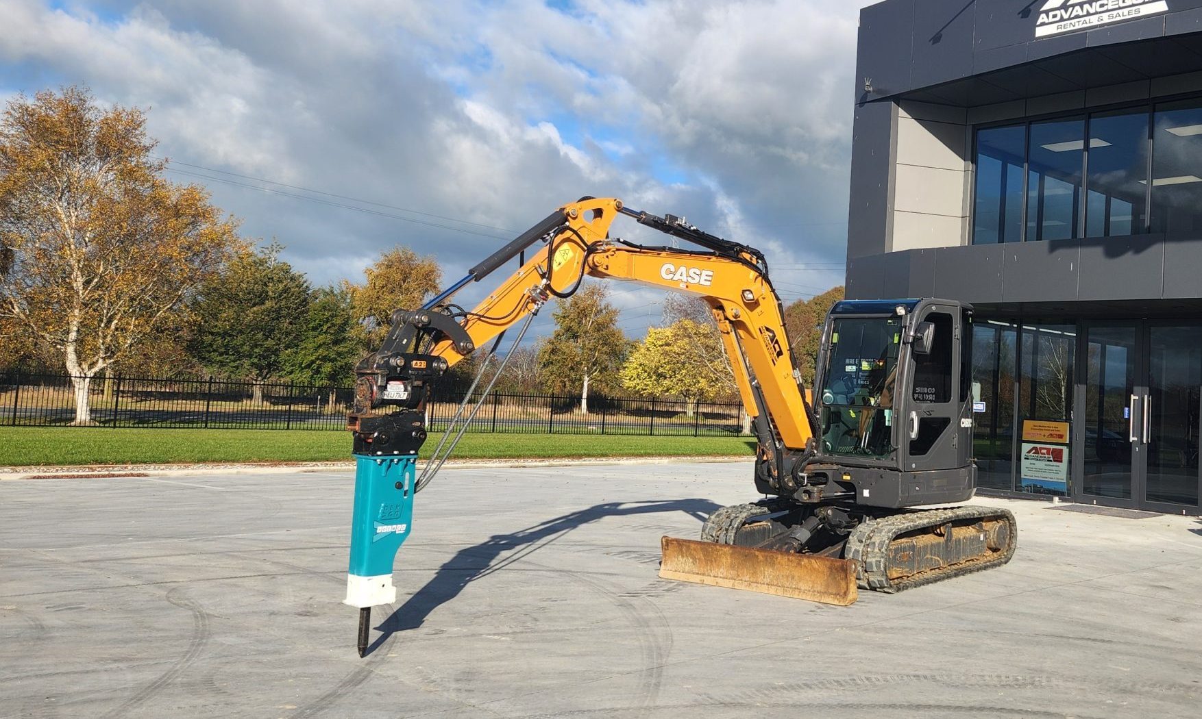 Maintain, retain, stay on top of the terrain: Looking after your rock breaker