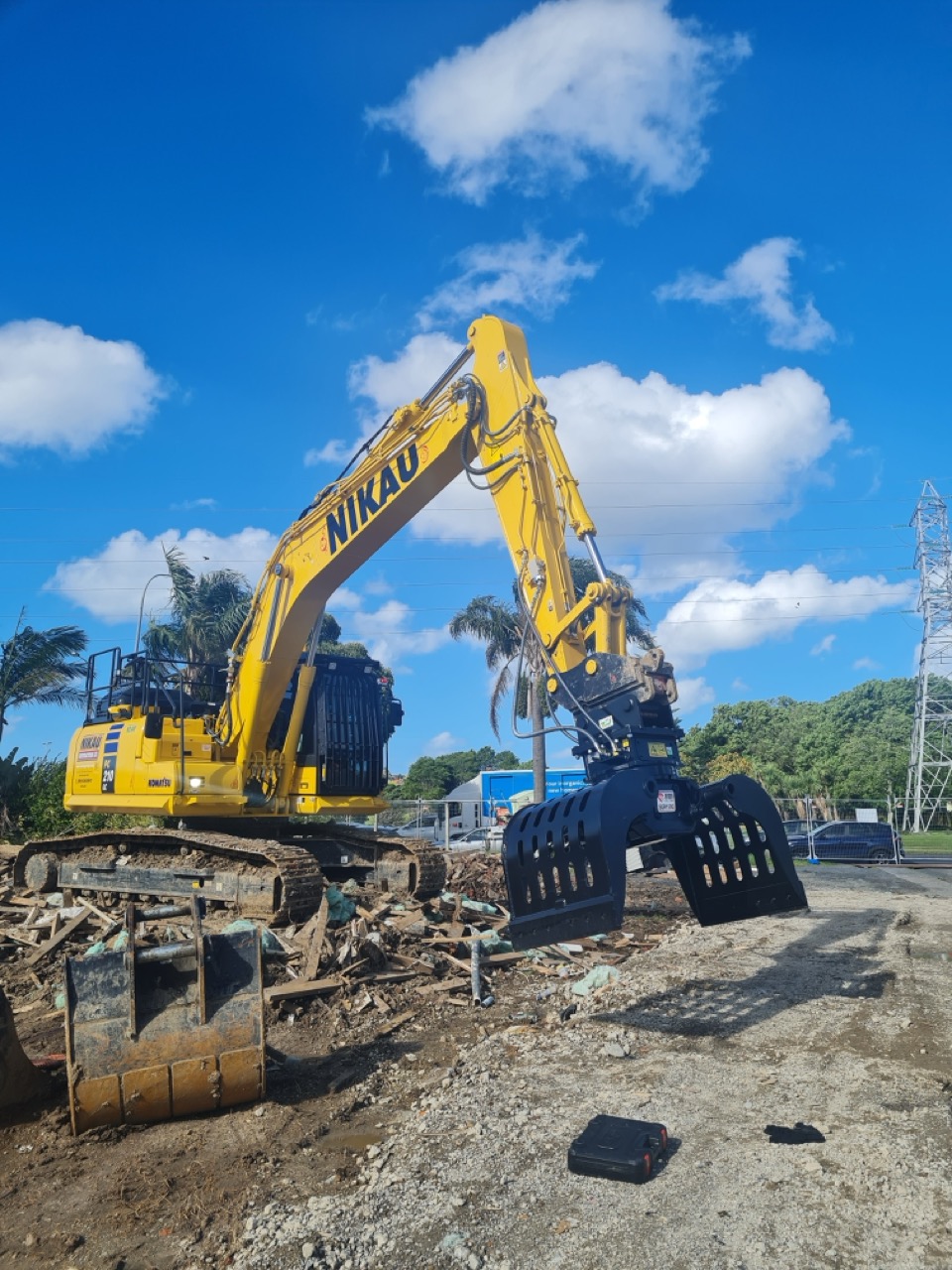 How to choose the right grapple for your demolition work